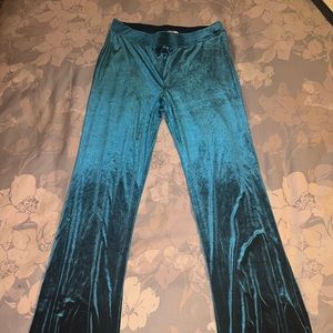 Velour American Eagle flare leggings